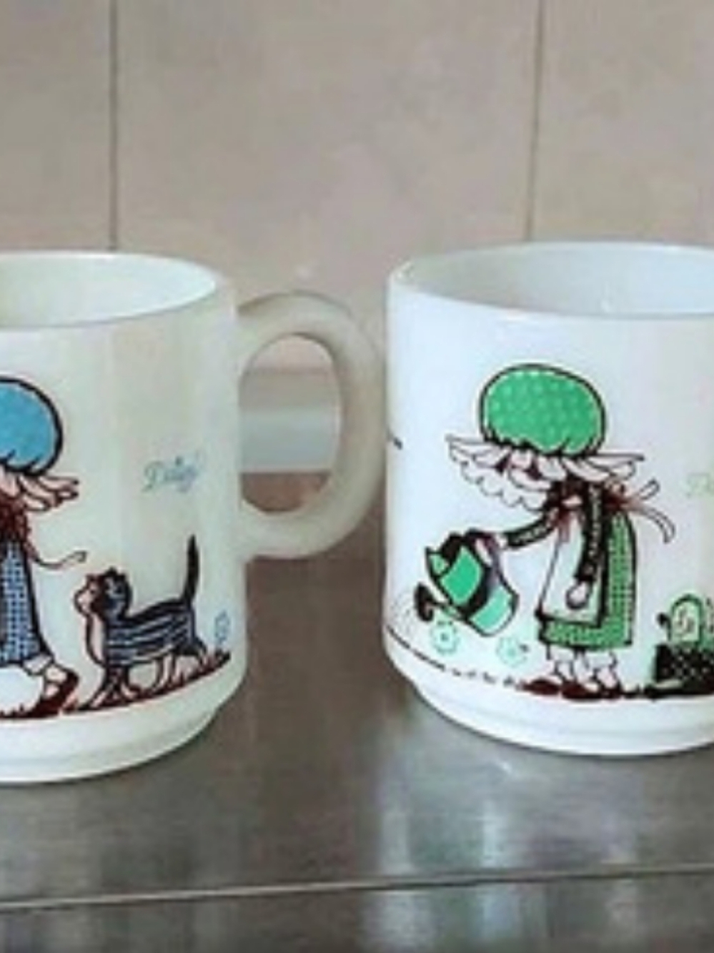 Hazel Atlas Kirby Martin Daisy Milk Glass Mugs Set of 4